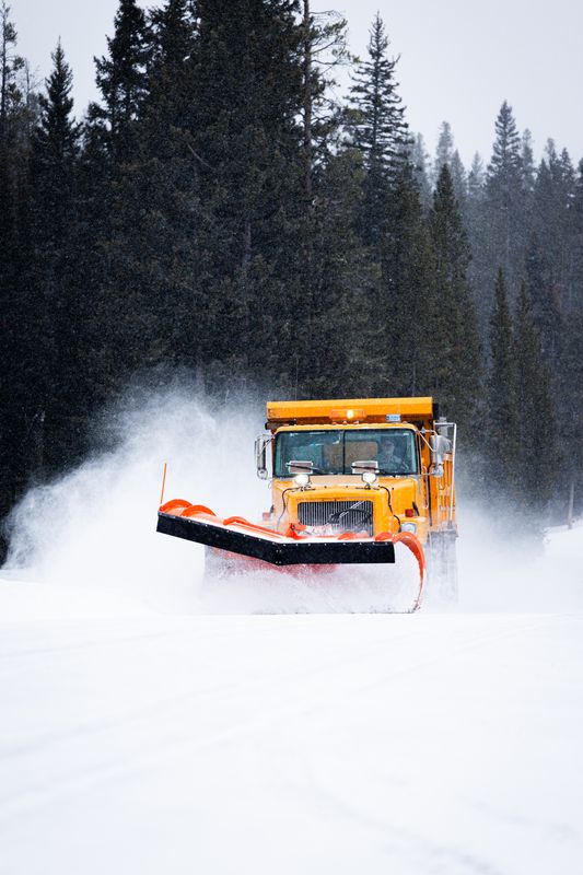 Snowplough in action